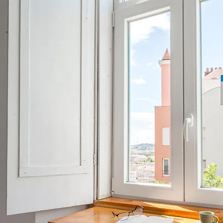 Miradouro Penha De Franca Duplex Apartment Lisbon Exterior photo